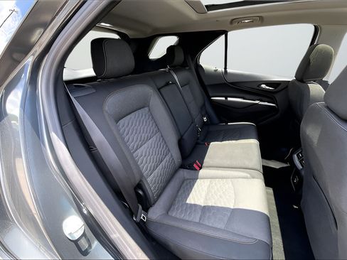 Used 2020 Chevrolet Equinox LT FWD image 20
