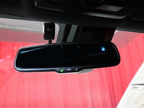 Certified 2020 Toyota Tacoma TRD Off-Road image 28