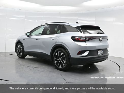 Used 2022 Volkswagen ID.4 Pro image 5