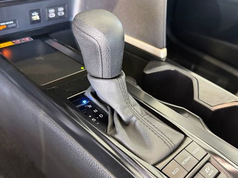Certified 2025 Toyota Camry LE FWD image 27
