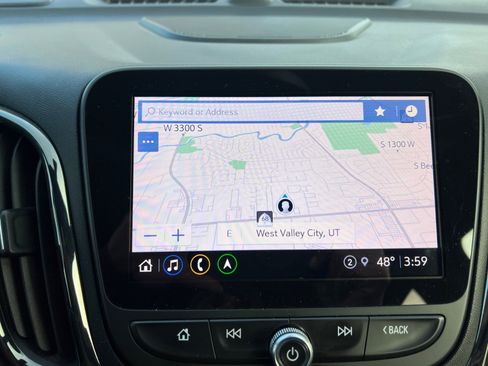 Used 2022 Chevrolet Equinox RS w/ RS Leather Package image 24