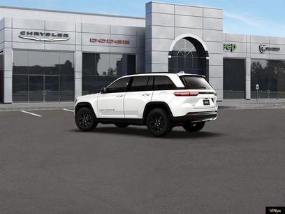 New 2026 Jeep Grand Cherokee Laredo