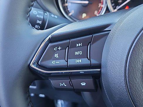 New 2025 MAZDA CX-5 AWD 2.5 S w/ Preferred Package image 13