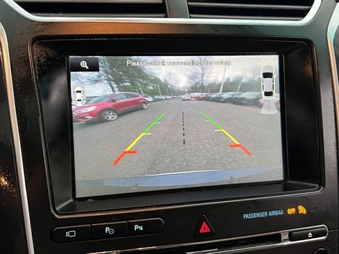 Used 2016 Ford Explorer Limited w/ Equipment Group 303A image 29