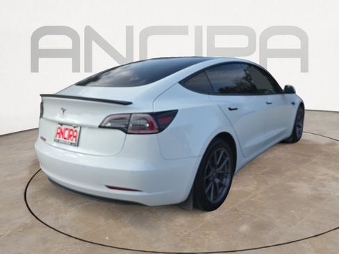 Used 2021 Tesla Model 3 Long Range image 9