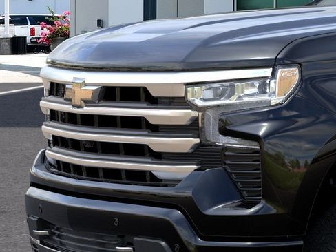New 2026 Chevrolet Silverado 1500 High Country w/ High Country Premium Package AWD/4WD image 13