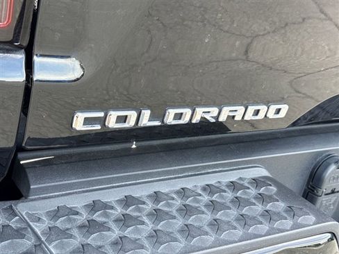 Used 2023 Chevrolet Colorado Z71 w/ Z71 Convenience Package 2 AWD/4WD image 35