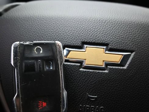 Used 2019 Chevrolet Colorado Z71 AWD/4WD image 40