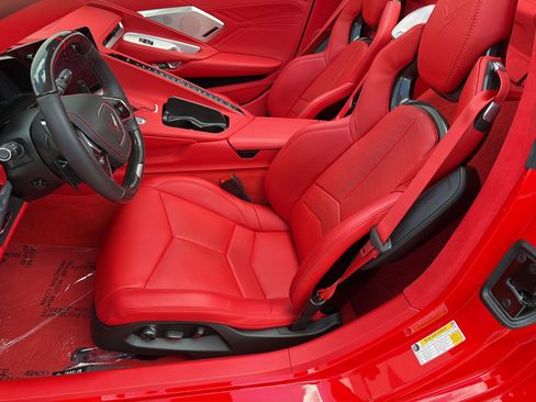 Used 2024 Chevrolet Corvette Z06 RWD image 5