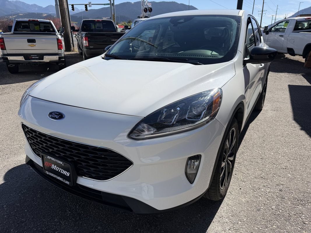 Used 2022 Ford Escape SEL w/ Technology Package AWD/4WD image 4