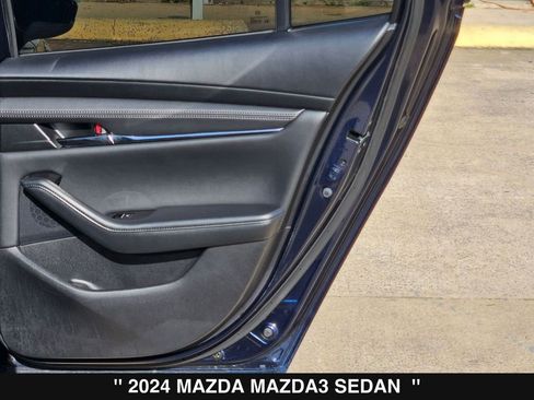 Used 2024 MAZDA MAZDA3 s FWD image 29