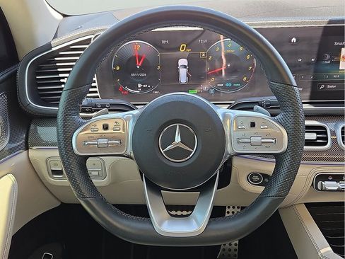 Used 2022 Mercedes-Benz GLS 450 4MATIC image 14