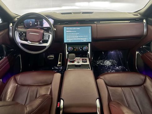 Used 2023 Land Rover Range Rover Long Wheelbase Autobiography AWD/4WD image 22