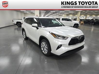 New 2026 Toyota Highlander Limited