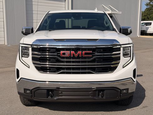 Used 2025 GMC Sierra 1500 SLT w/ SLT Premium Package AWD/4WD image 6