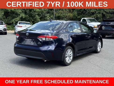 Used 2025 Toyota Corolla LE w/ LE Premium Package FWD image 2