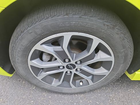 Used 2019 Chevrolet Sonic LT w/ Convenience Package image 12