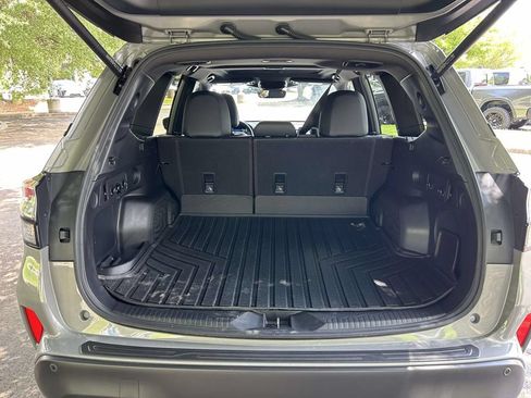 Used 2025 Subaru Forester Limited w/ Popular Package AWD/4WD image 8