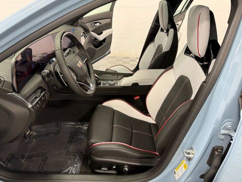 Used 2025 Cadillac CT5 V Blackwing w/ Super Cruise 1 Package image 16