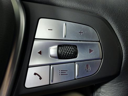 Used 2022 BMW X4 xDrive30i w/ Convenience Package image 50