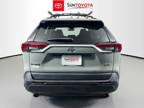Used 2022 Toyota RAV4 XLE image 4