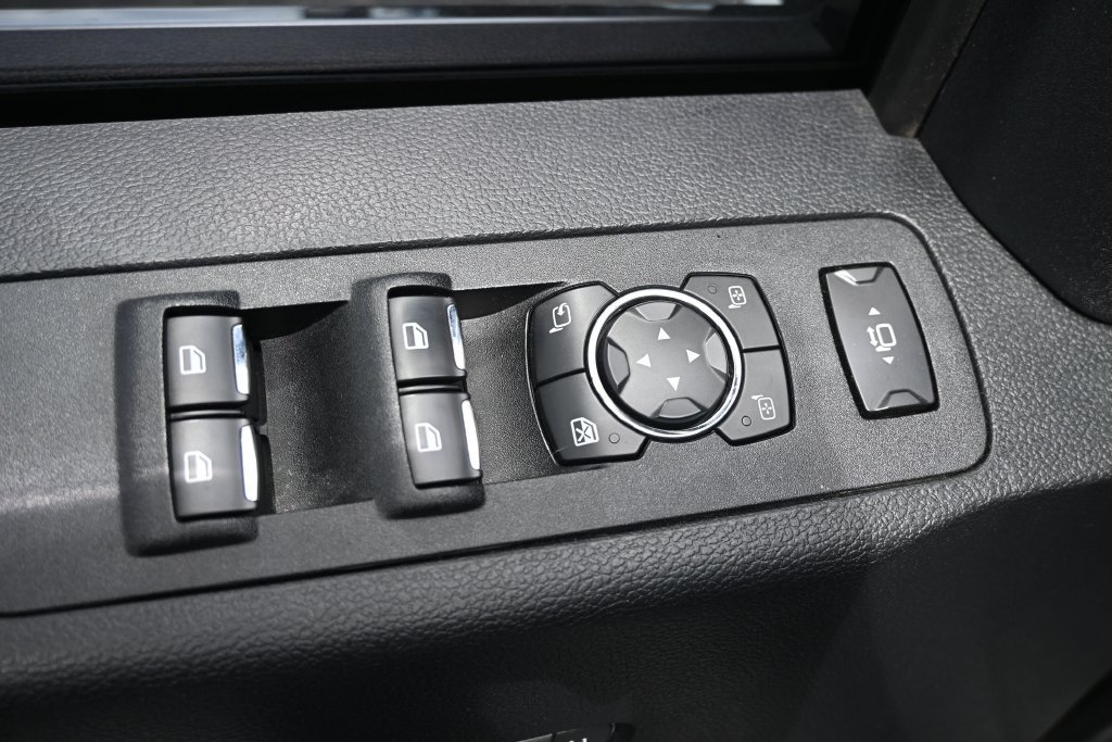 Used 2020 Ford F450 Platinum w/ FX4 Off-Road Package AWD/4WD image 20