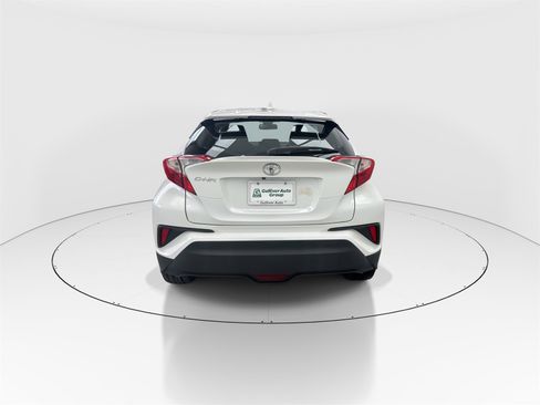 Used 2018 Toyota C-HR XLE image 7