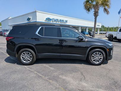 Used 2023 Chevrolet Traverse LT