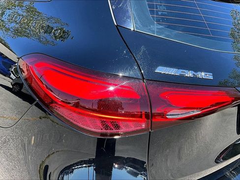 Used 2024 Mercedes-Benz GLC 43 AMG 4MATIC image 40