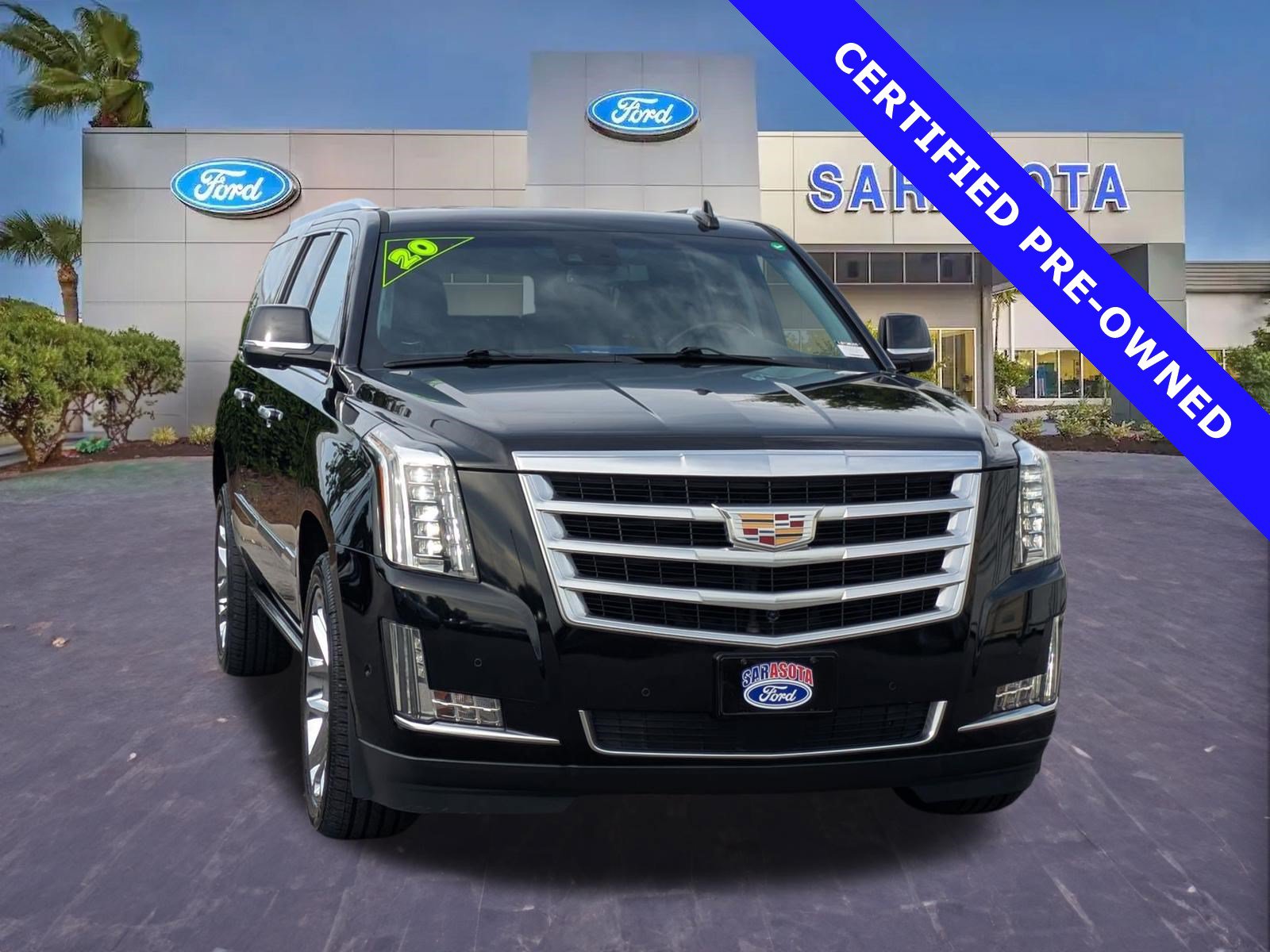 Used 2020 Cadillac Escalade ESV Premium Luxury AWD/4WD image 1