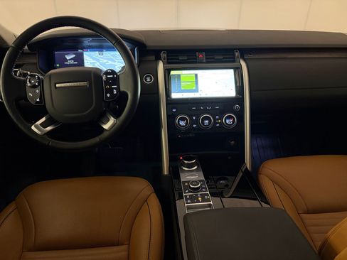 Used 2020 Land Rover Discovery HSE AWD/4WD image 14