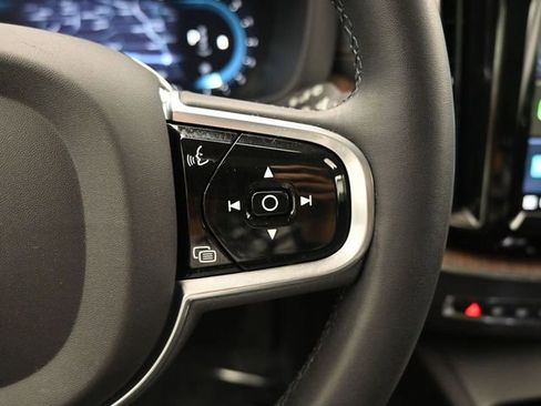 Used 2023 Volvo XC60 B6 Ultimate w/ Climate Package image 26