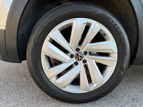 Used 2021 Volkswagen Atlas SEL image 9