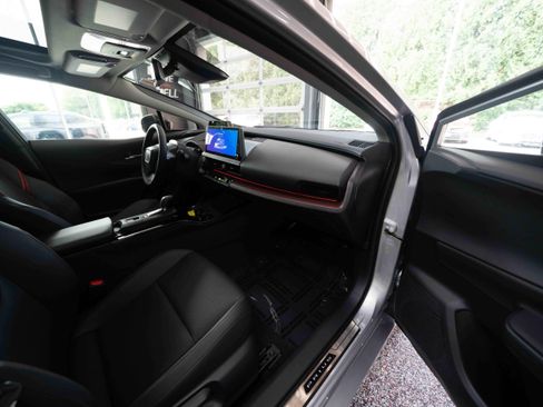 Certified 2026 Toyota Prius Plug-In Hybrid FWD image 26