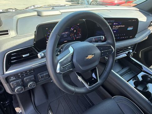 Certified 2026 Chevrolet Tahoe Premier AWD/4WD image 10