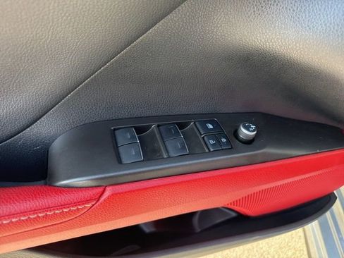 Used 2022 Toyota Camry XSE w/ Navigation Upgrade Package image 18