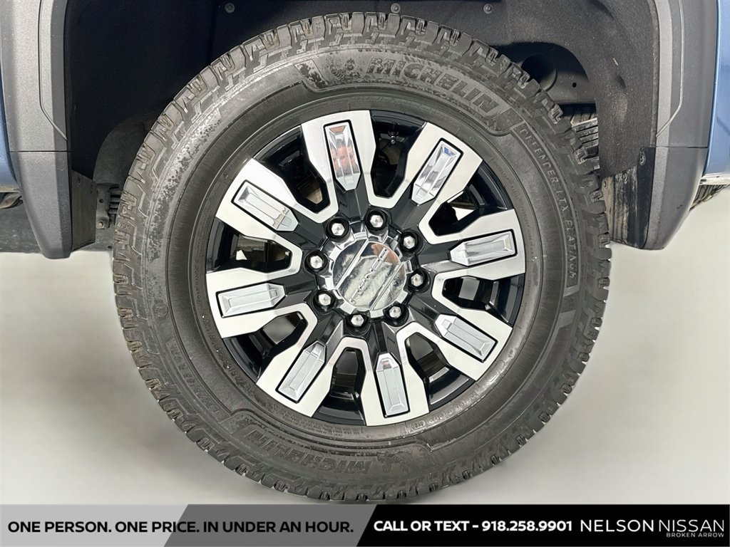 Used 2024 GMC Sierra 2500 Denali w/ Technology Package AWD/4WD image 33