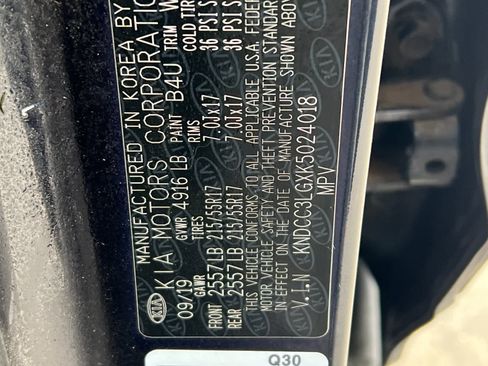 Used 2019 Kia Niro EX image 31