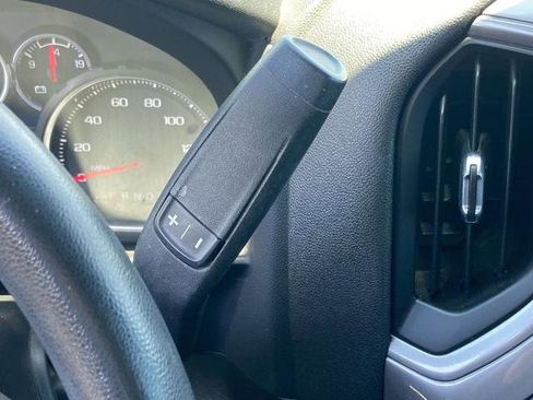 Used 2022 Chevrolet Silverado 1500 Custom w/ Safety Confidence Package RWD image 11
