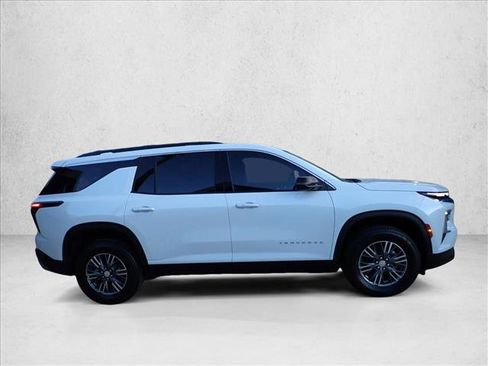 New 2026 Chevrolet Traverse LT image 5