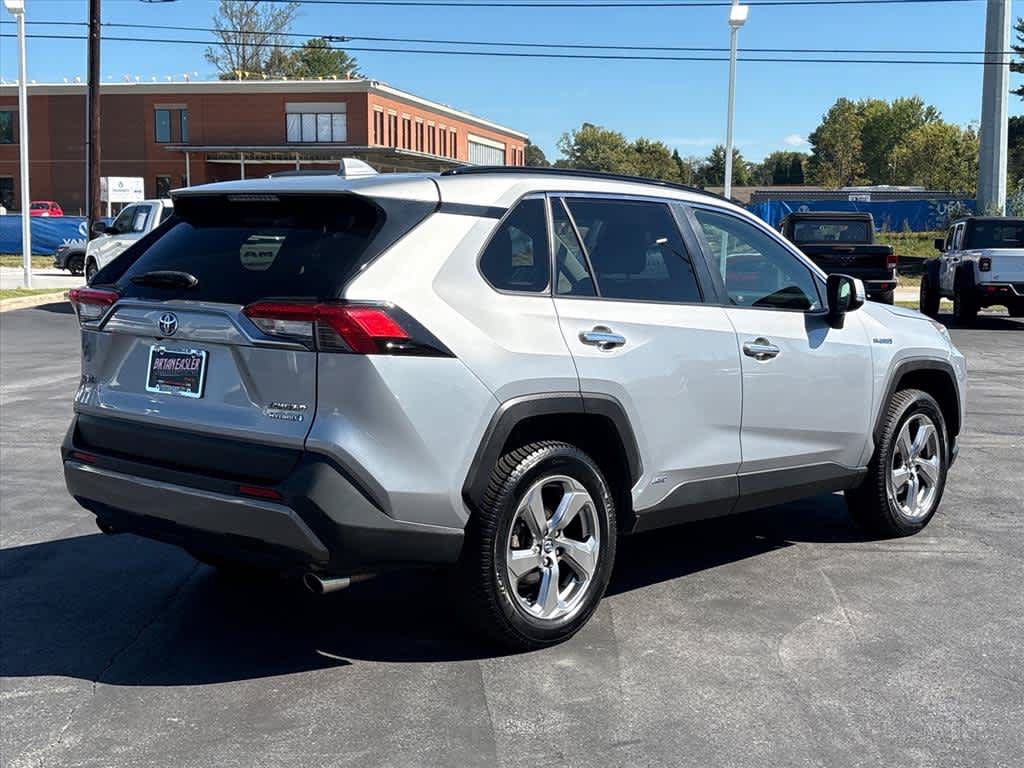 Used 2019 Toyota RAV4 Limited AWD/4WD image 3