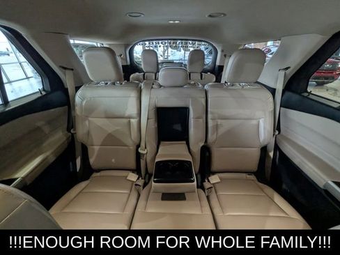 Used 2022 Ford Explorer XLT w/ Equipment Group 202A image 19