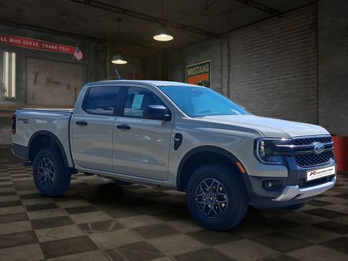 New 2026 Ford Ranger XLT w/ Trailer Tow Package AWD/4WD image 2