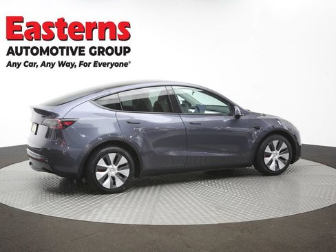 Used 2022 Tesla Model Y Long Range AWD/4WD image 37