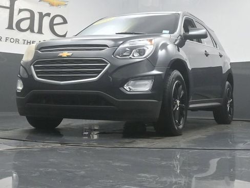 Used 2017 Chevrolet Equinox LT w/ Convenience Package image 4