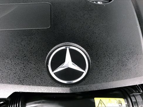 Certified 2020 Mercedes-Benz GLC 300 image 29