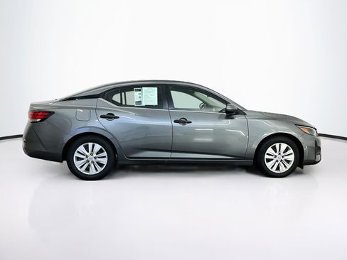 Used 2025 Nissan Sentra S FWD image 10