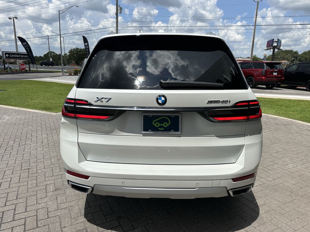 Used 2024 BMW X7 xDrive40i AWD/4WD image 6