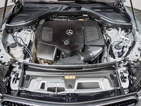 Certified 2026 Mercedes-Benz GLC 300 image 4