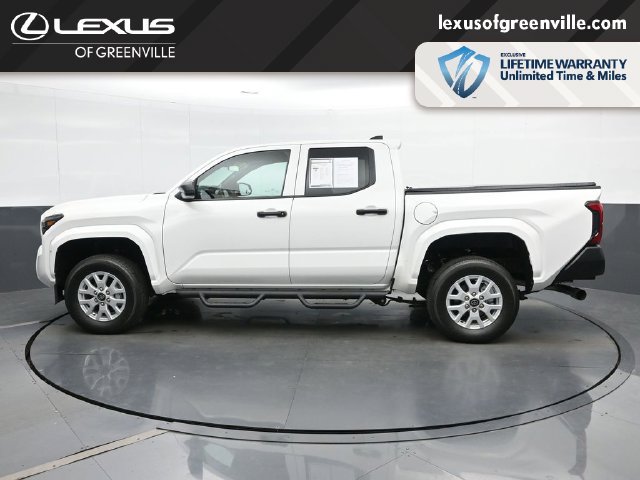 Used 2025 Toyota Tacoma SR AWD/4WD image 5